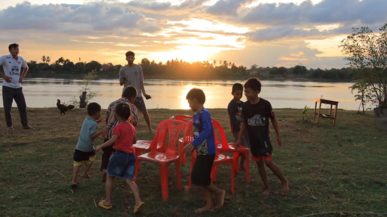 Vera Sunset Homestay Local Experience With Lao Family Muang Khong Ngoại thất bức ảnh